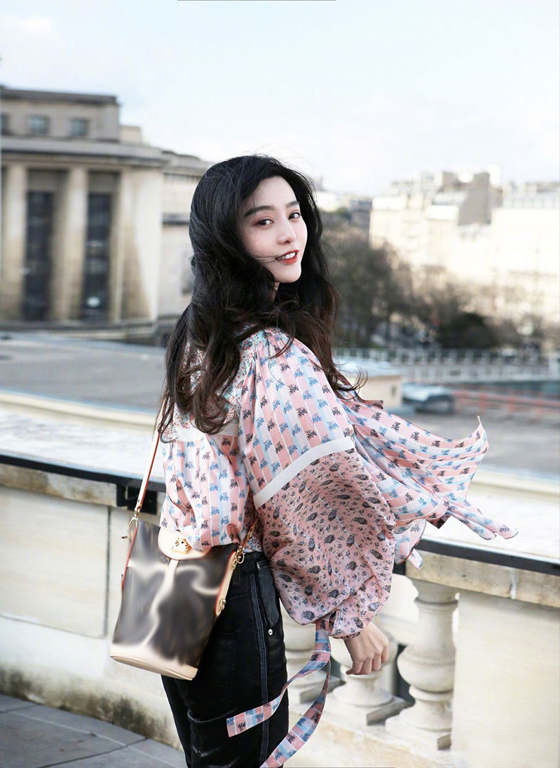 2018春夏新款范冰冰明星同款粉色印花灯笼袖宽松衬衫系带雪纺上衣