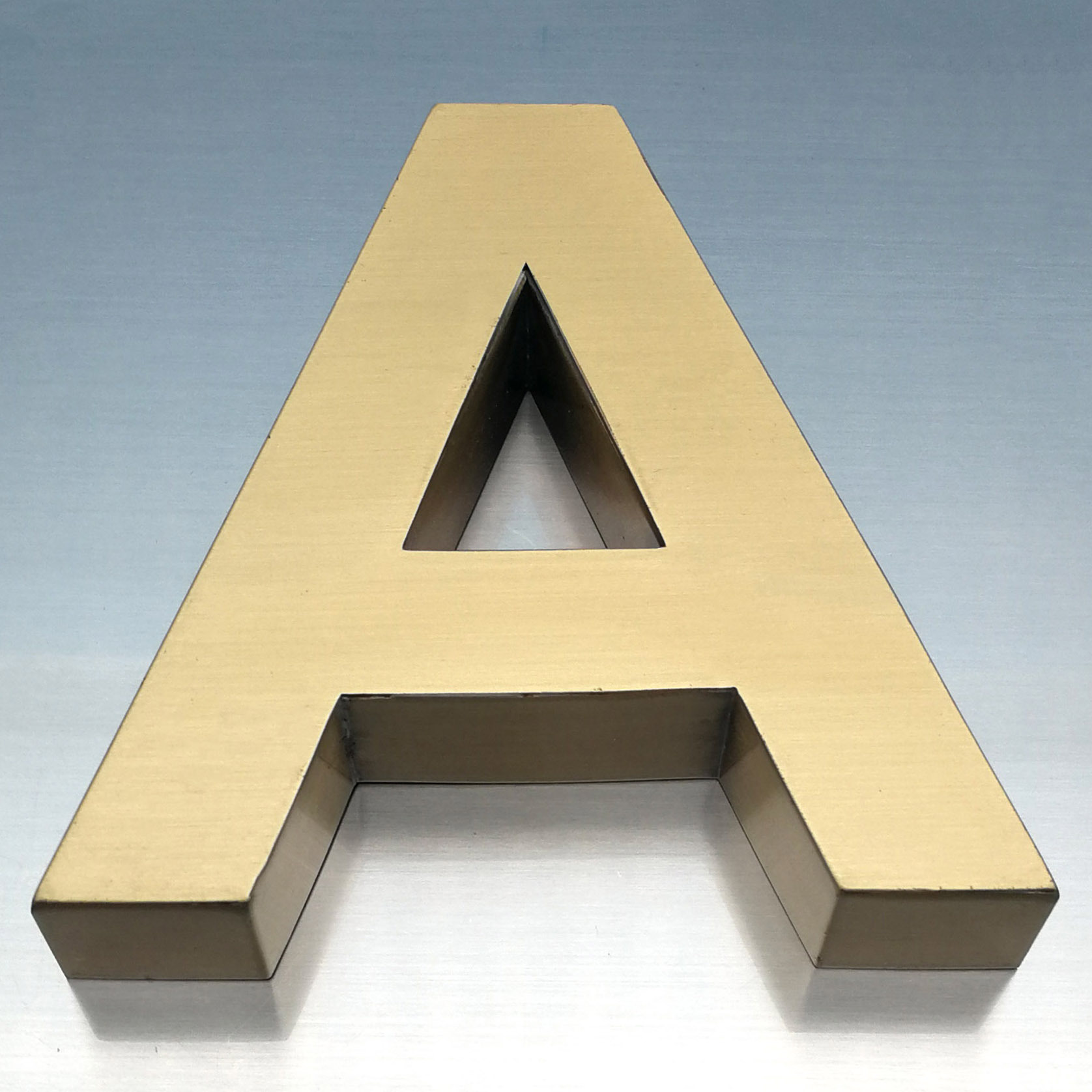 金属围边字 铜字 招牌字 古铜字 青铜字 不锈钢围边 广告字定做