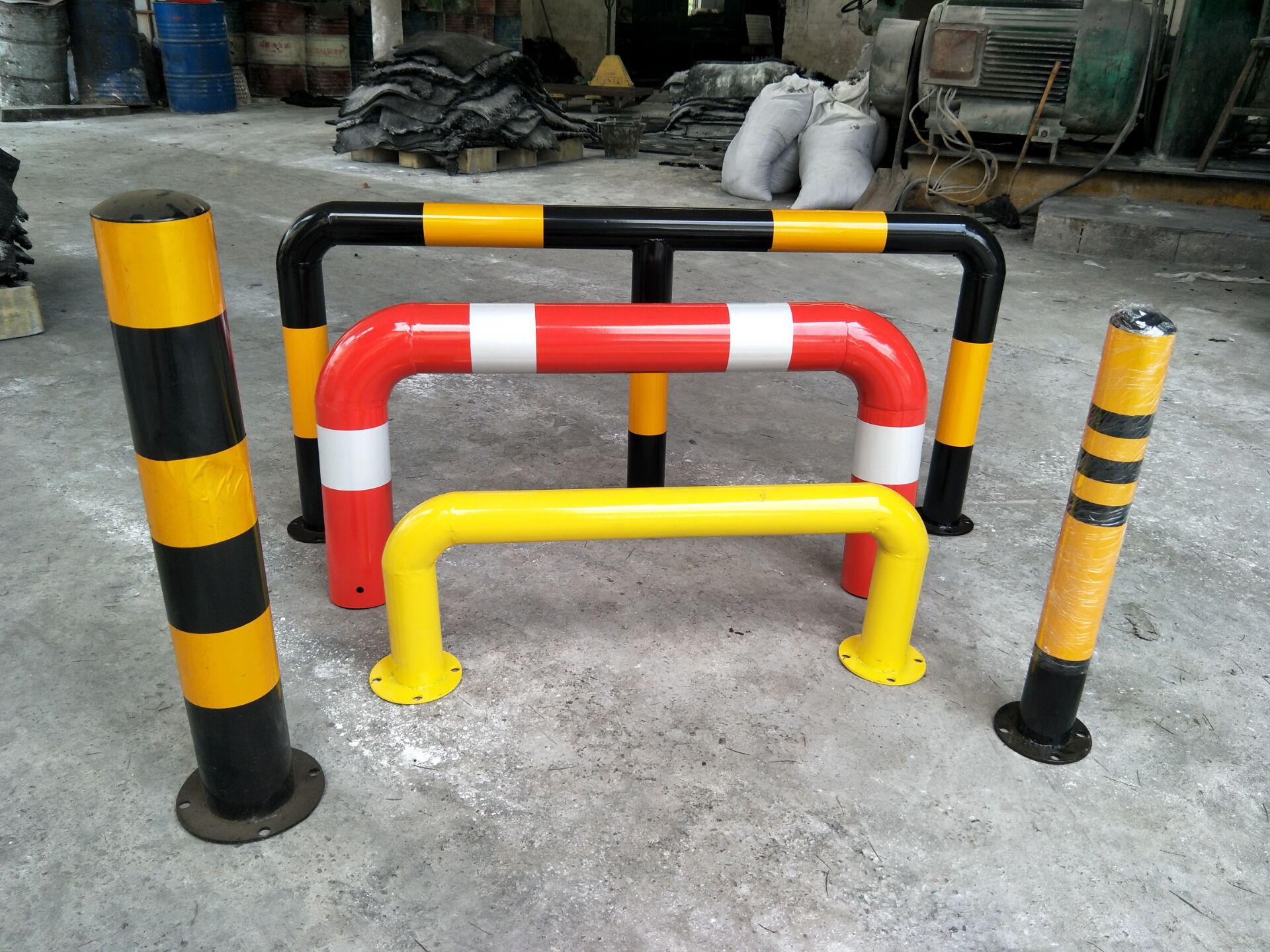 u型定制钢管挡车器马路隔离柱停车桩车库车位限位器栏杆