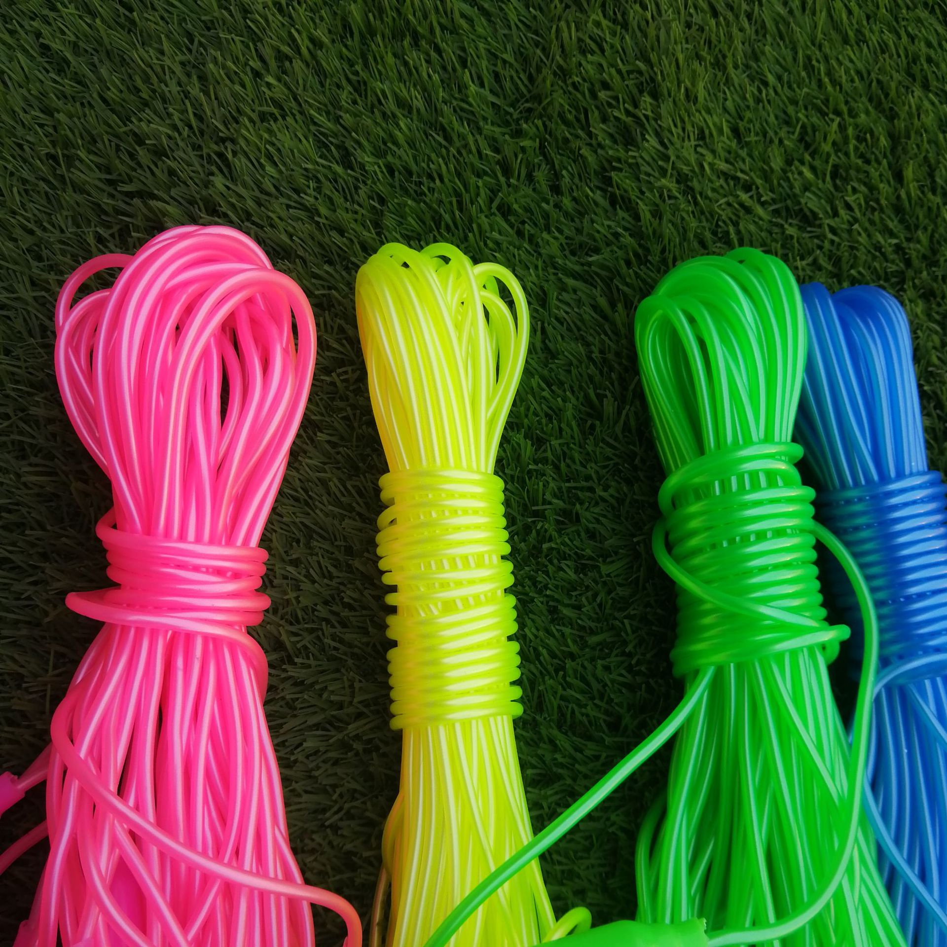 儿童跳绳pvc健身跳绳 儿童短跳绳塑料柄幼儿园小学生专用可调长短