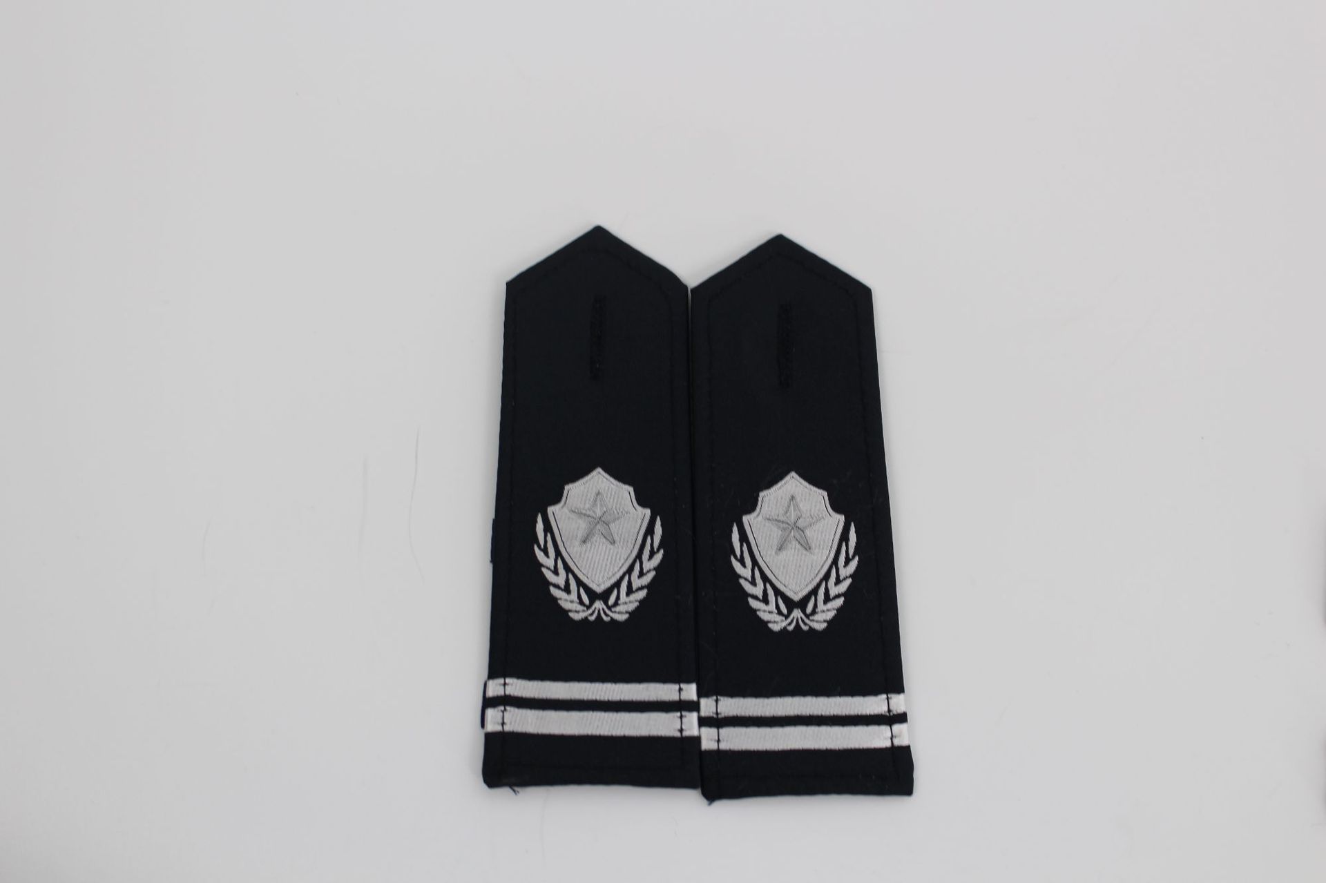 00元 类型 织唛 材质 涤纶 适用范围 服装 颜色 保安新式配件(软肩章)