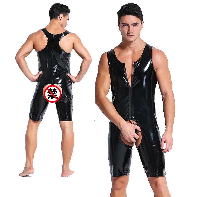 2021情趣内衣 欧美男士pvc紧身连衣短裤亮皮连体皮革开档漆皮