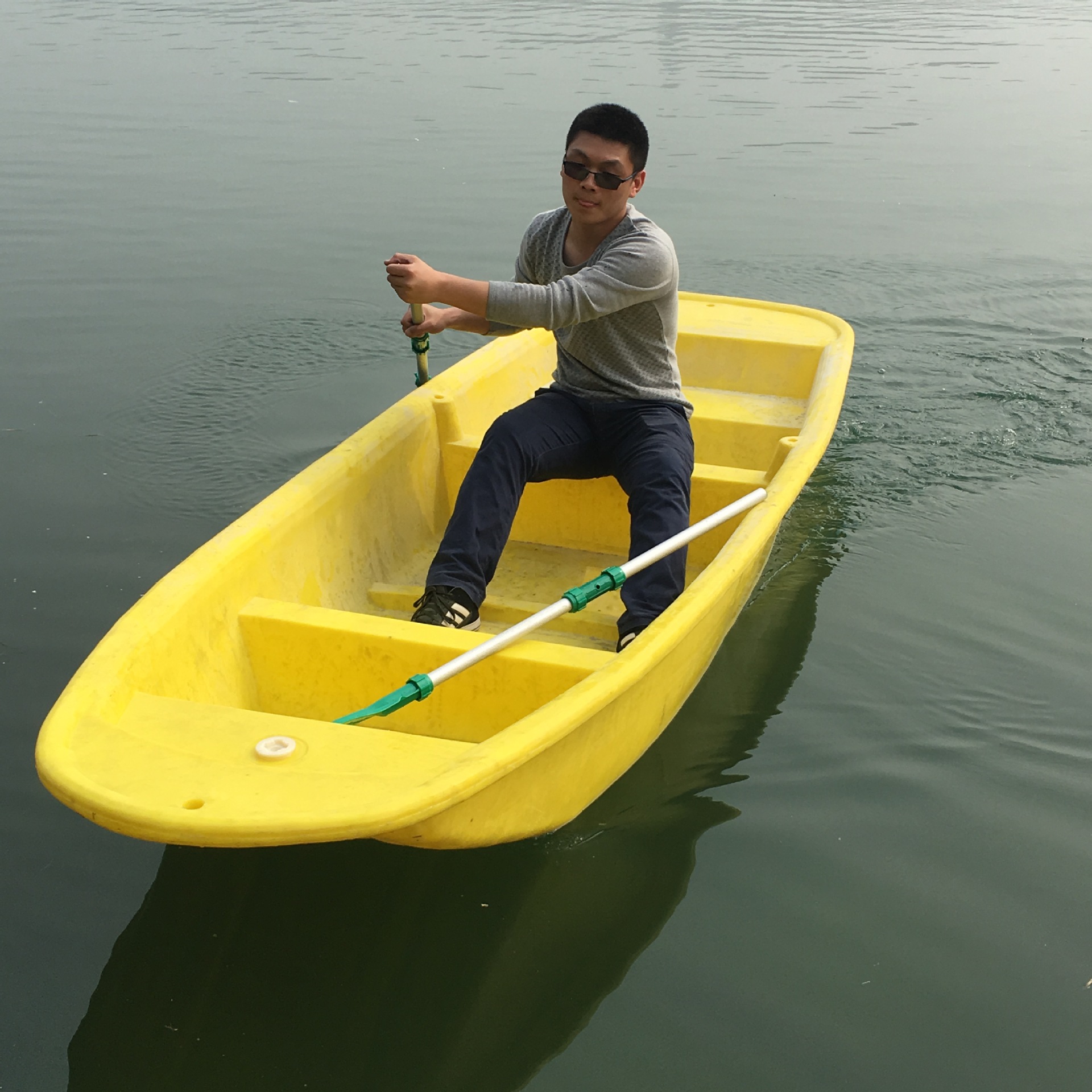 3米塑料船牛筋塑料船打鱼船捕鱼船耐晒小型电鱼船垃圾船