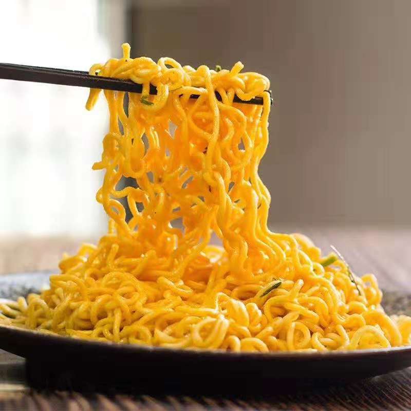 越南进口running egg咸蛋黄拌面 奔跑吧蛋蛋速食面 92g/杯 方便面