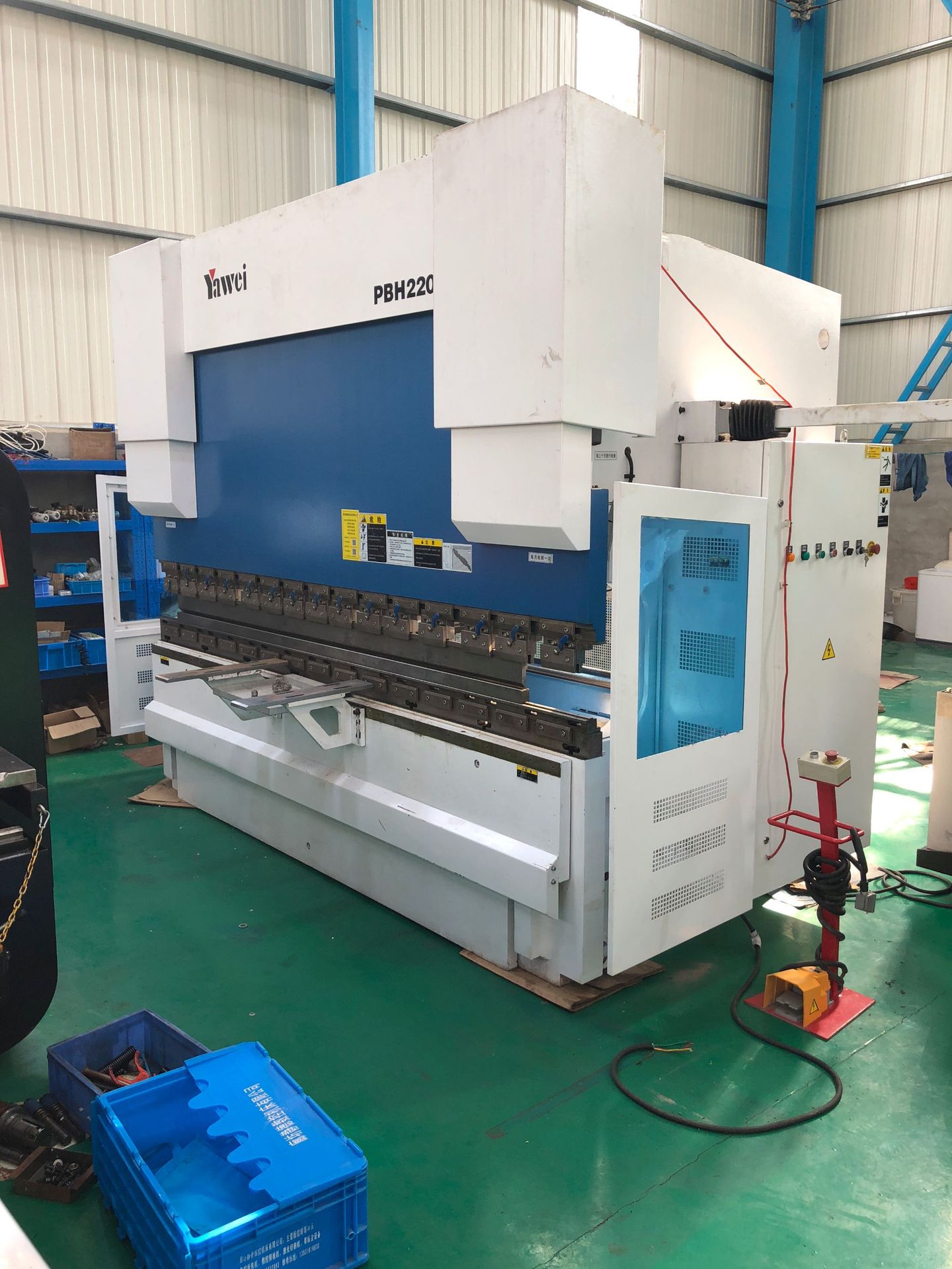 出售金方圆数控折弯机型号pbh2203100折弯压力220吨
