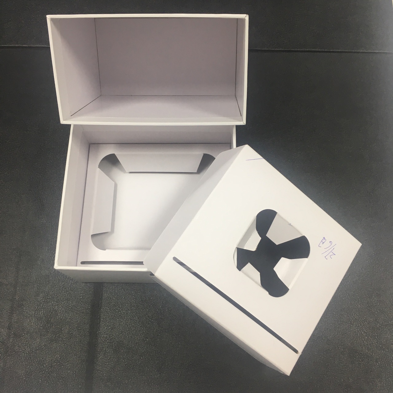 hz-124 材质 纸/纸板 包装层次 运输包装 包装型式 包装盒 用途 珠宝