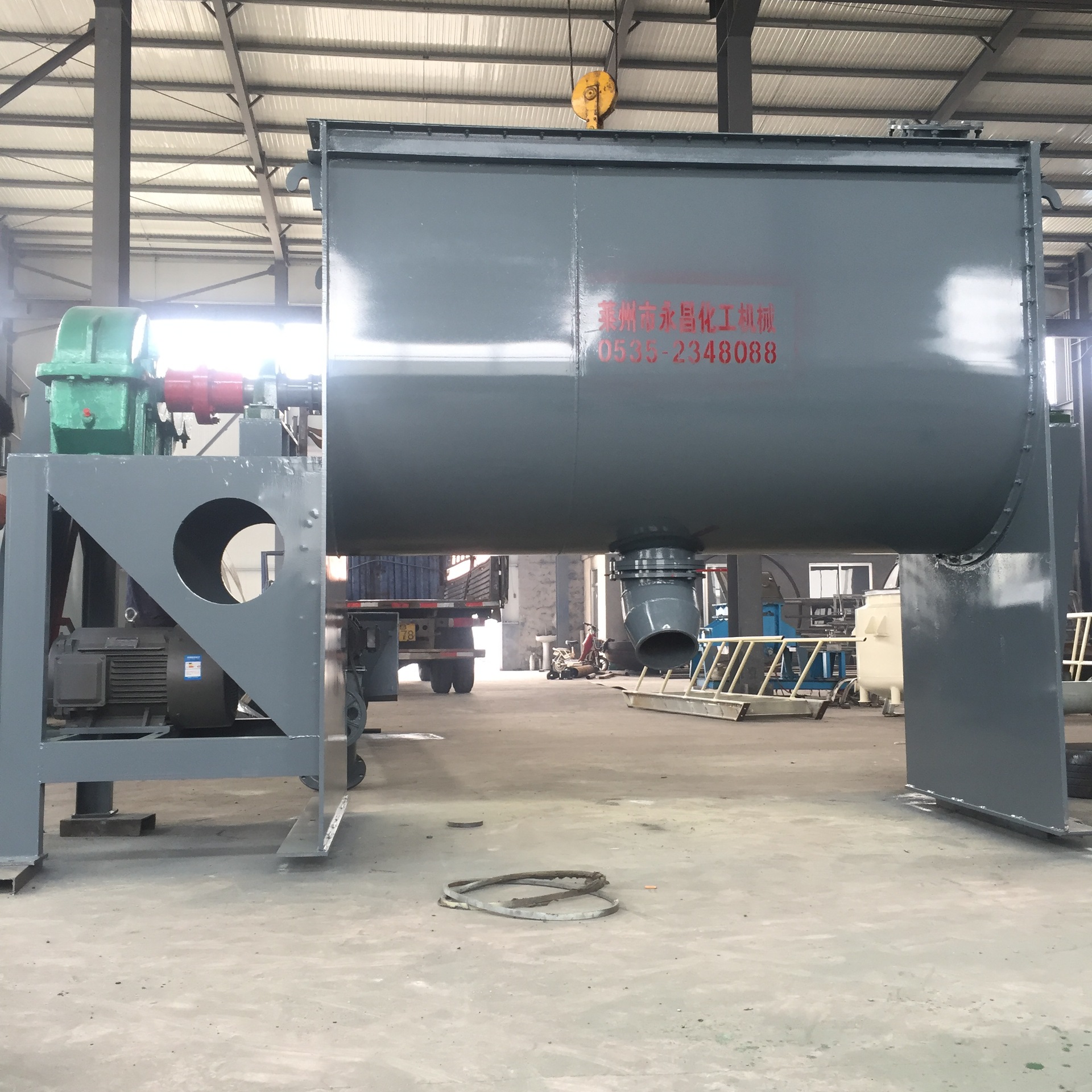 0成交3台1-5立方粉体搅拌机卧式双螺带干粉色