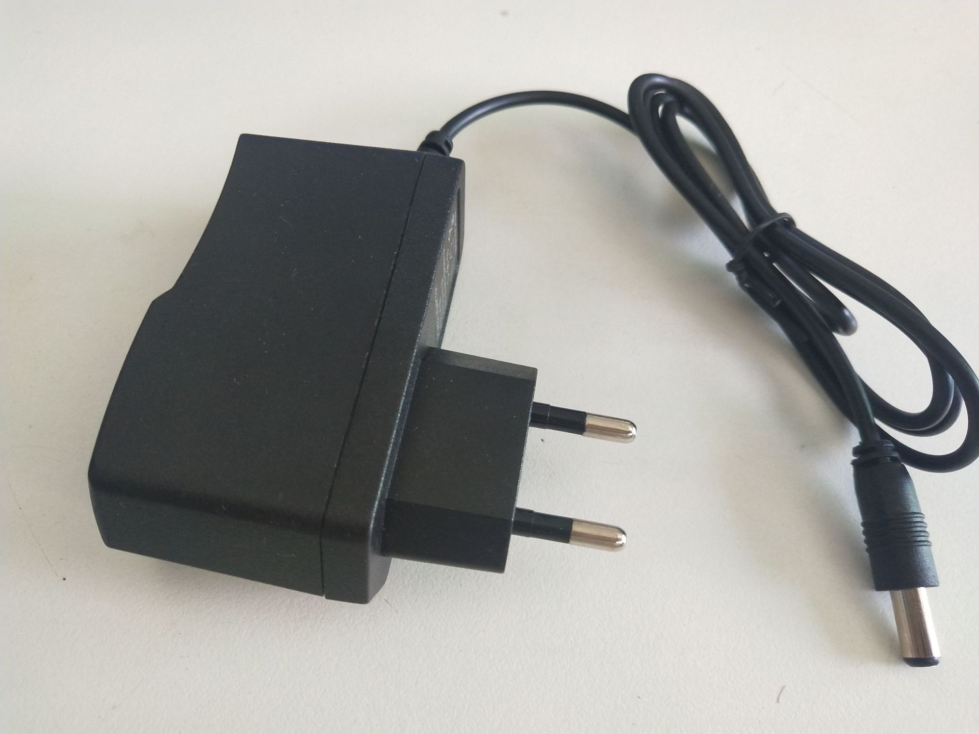 5v1a 电源适配器 5v600ma 玩具电源充电器 dc5.5x2.1mm