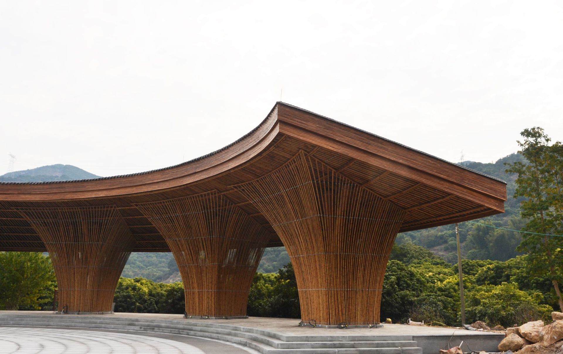 专业承接设计竹子装饰竹楼竹别墅竹长廊竹材装修竹桥竹建筑竹房子