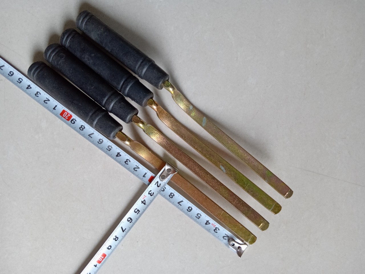 批发黑塑把勾缝铲填缝铲建筑工具 灰溜子勾缝抹勾槽抹子砖缝抹子