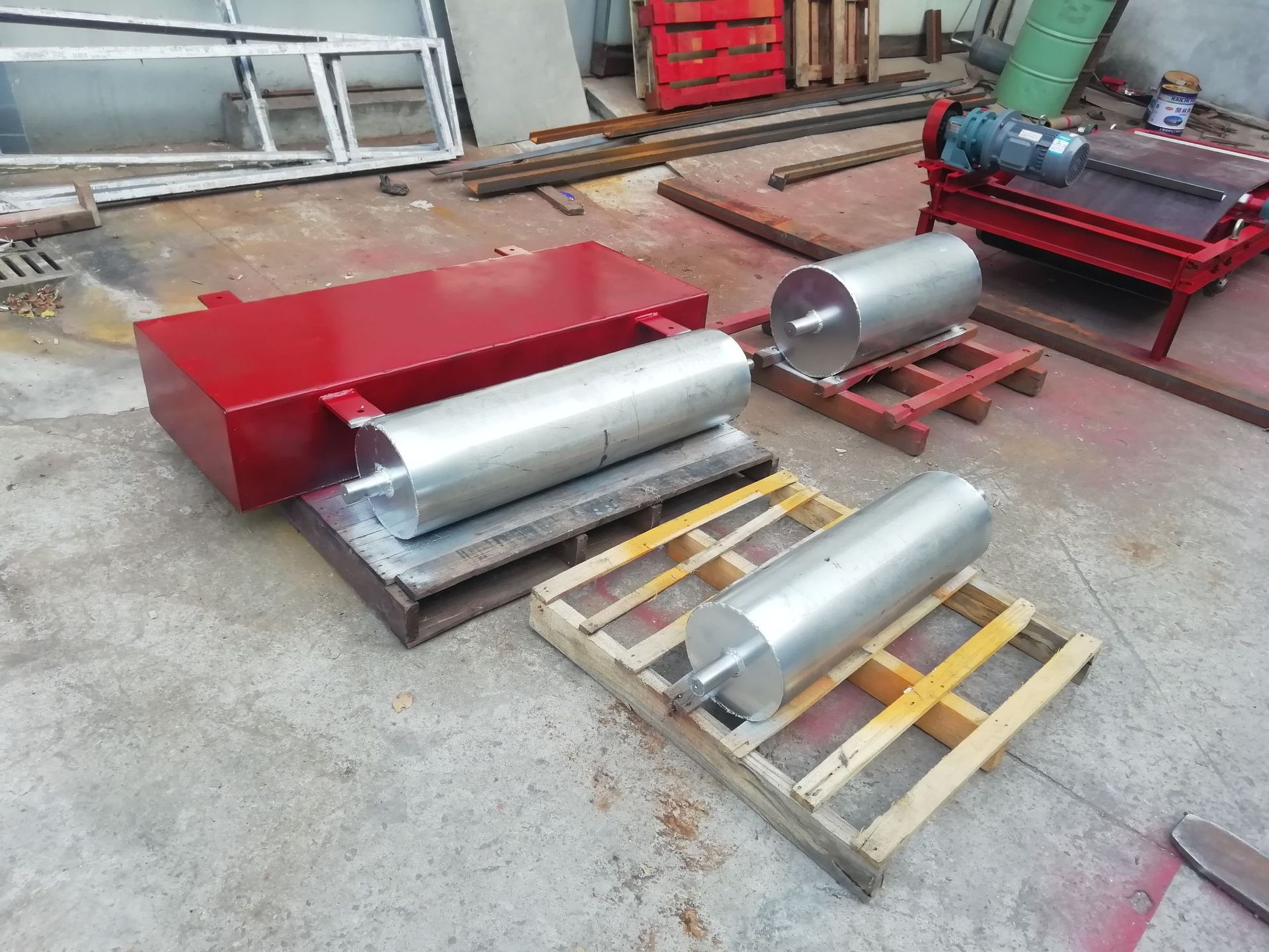 输送带磁滚筒强磁辊除铁器皮带磁选机全磁辊半磁除铁分离器设备