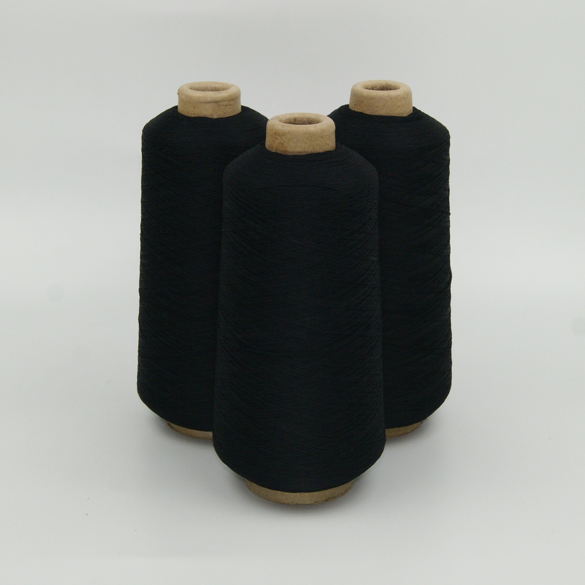 厂家供应优质尼龙弹力丝黑色100d/2服装锁边线高弹丝缝纫线可定制