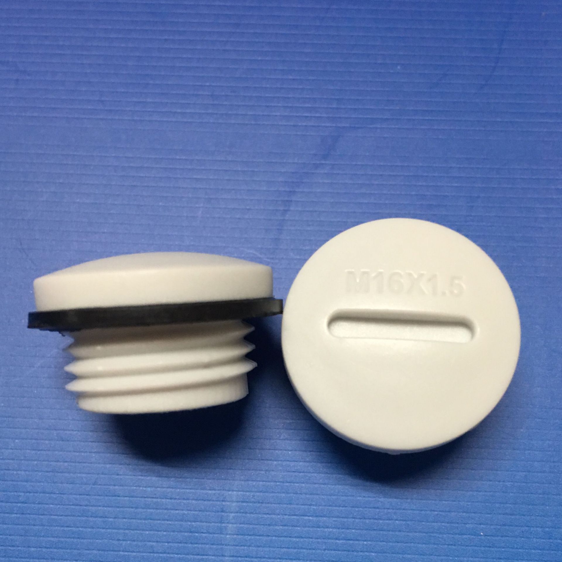 5尼龙堵头 面板螺纹孔塞圆形 防水防尘