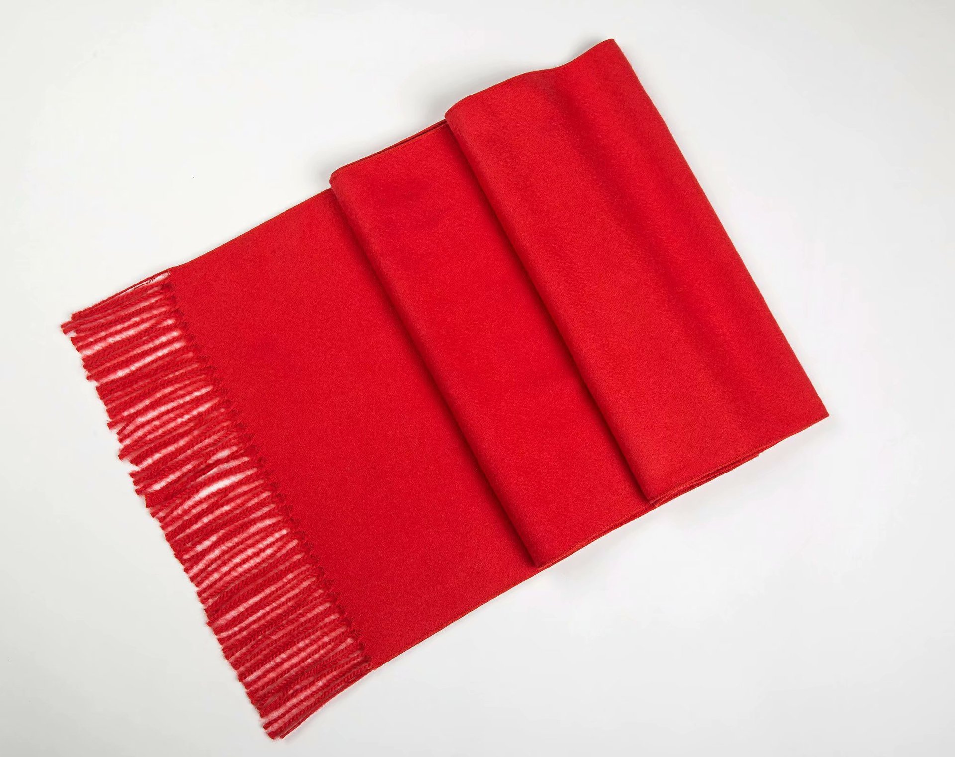 厂家批发中国红围巾定做刺绣开业年会聚会礼品大红围巾定制印logo