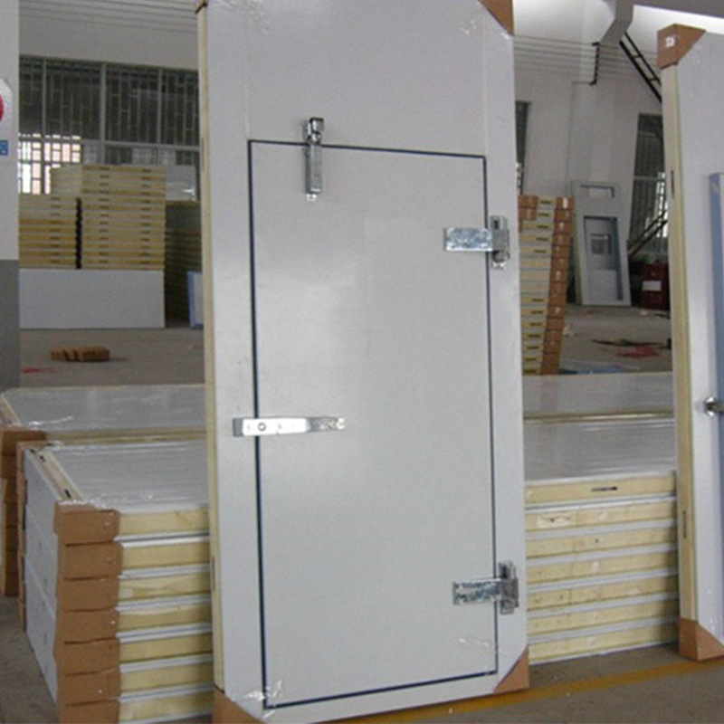 厂家供应冷库门 半埋门 聚氨酯冷库门 鲜花水果面板房冷库门