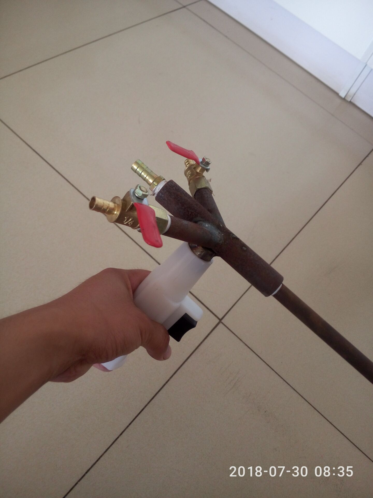 冷库喷涂机喷枪枪头聚氨酯低压发泡机枪头配件填充枪黑白料