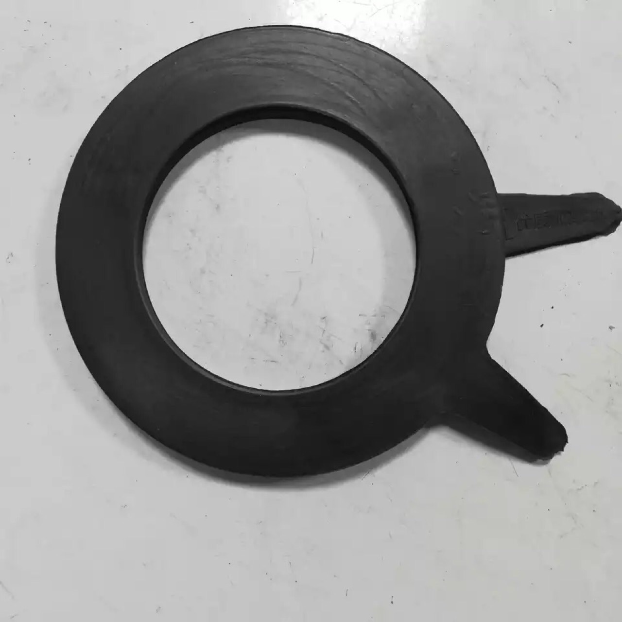 法兰胶垫,黑色耐油耐压橡胶丝扣法兰垫片焊接法兰密封垫四川成都