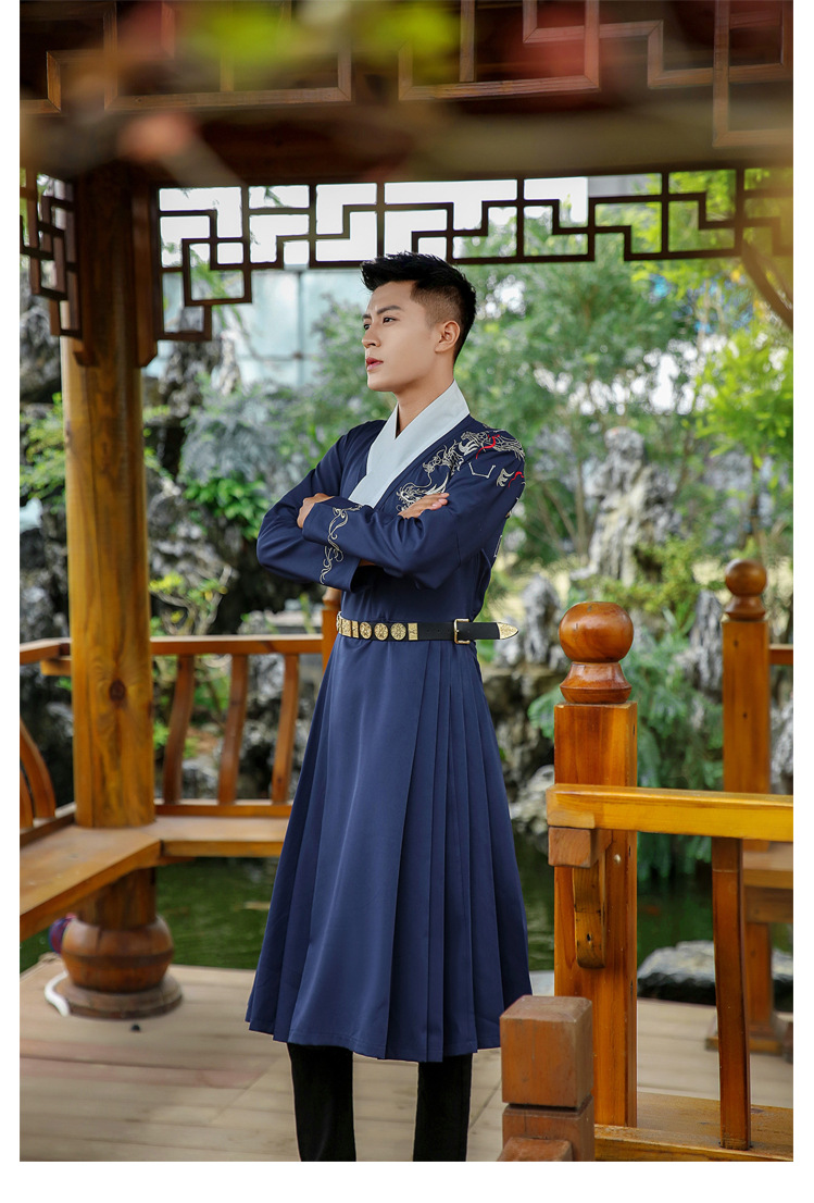 中国风传统汉服明朝刺绣云龙曳撒箭袖交领长袍情侣cp古装飞鱼服