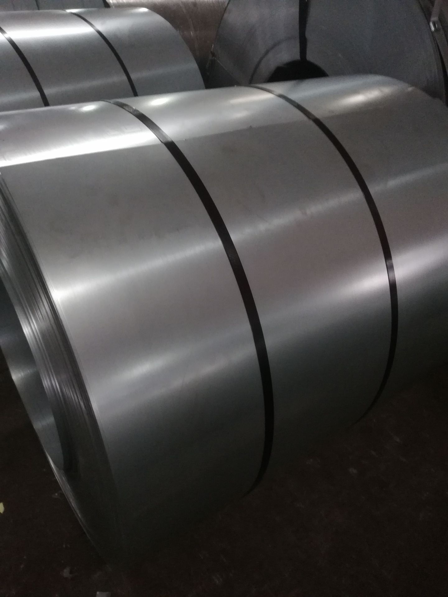 环保钝化不涂油热镀锌铁 耐指纹热镀锌卷板 深冲冲压用镀锌铁板