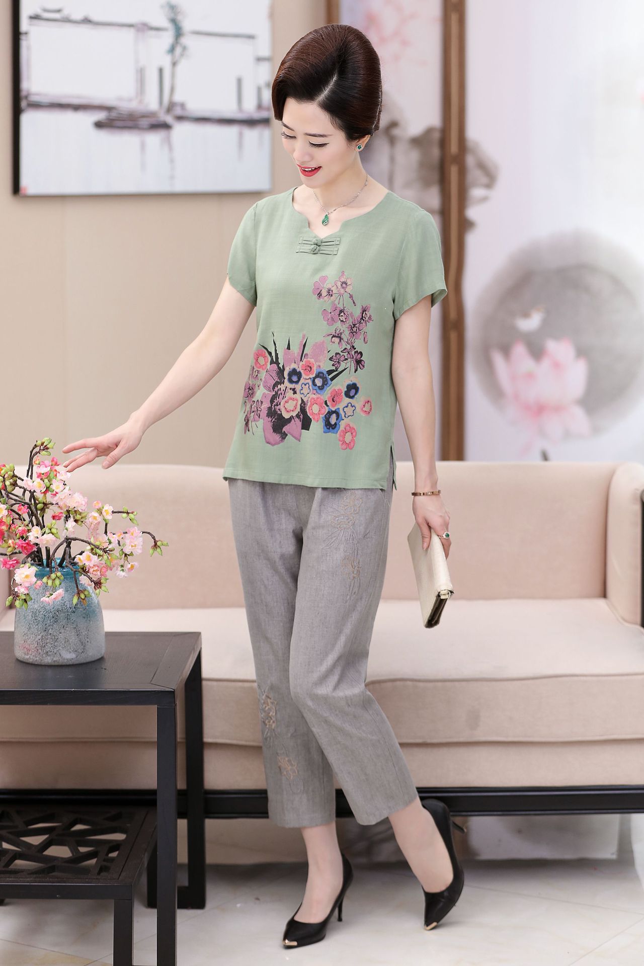 2018春夏季新款妈妈装冰麻女裤松紧高腰中老年人九分裤子女奶奶裤