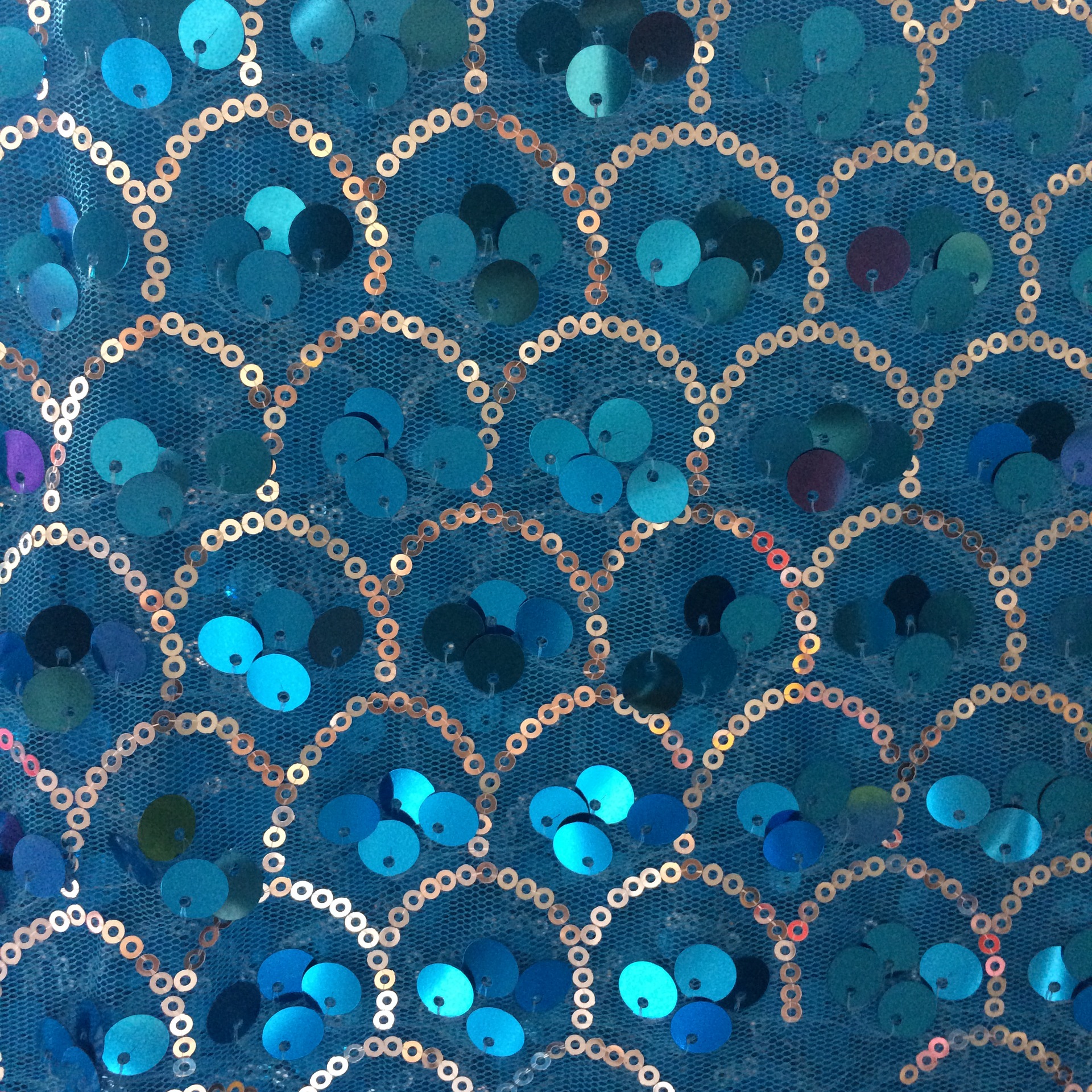 3 9mm鱼鳞片亮片绣花布料 女装舞蹈服 婚纱礼服