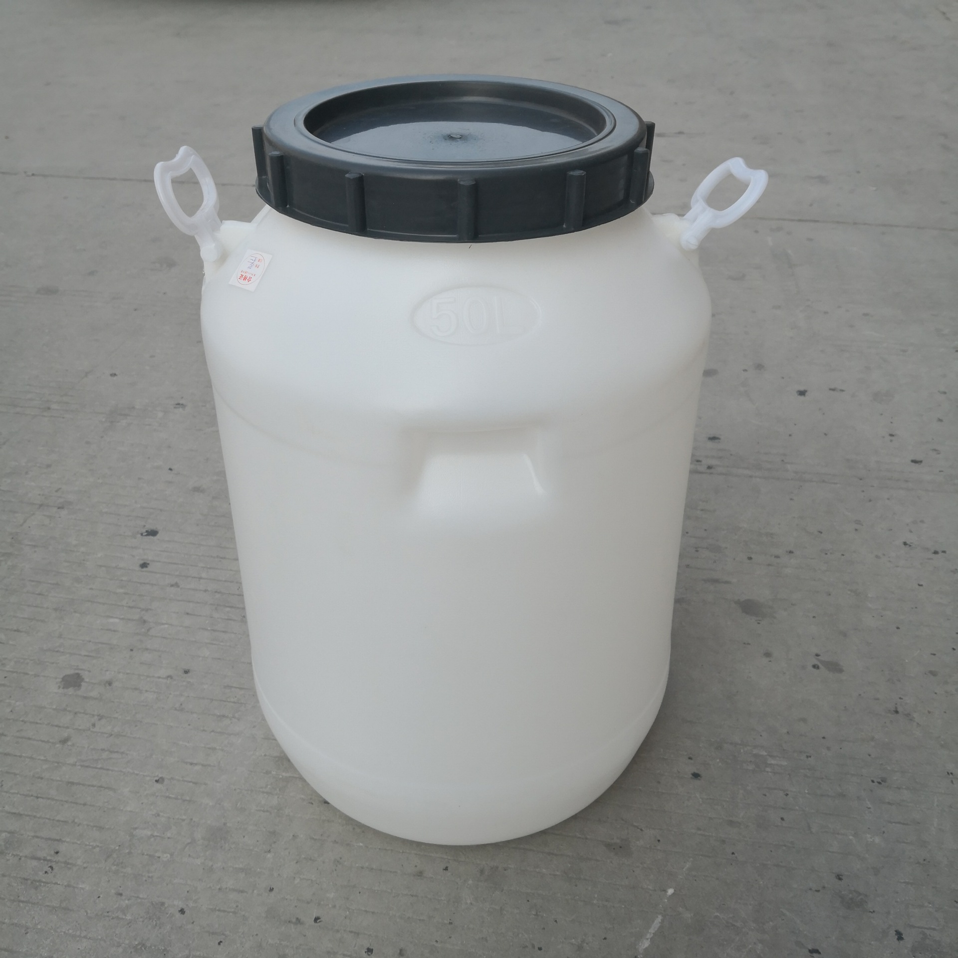 厂家批发50l加厚塑料水桶 塑料圆桶大口食品桶 酵素桶 周转运输桶