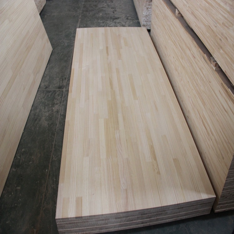 厂家直销进口新西兰松木直拼板集成板实木板橱柜板板材指接板材