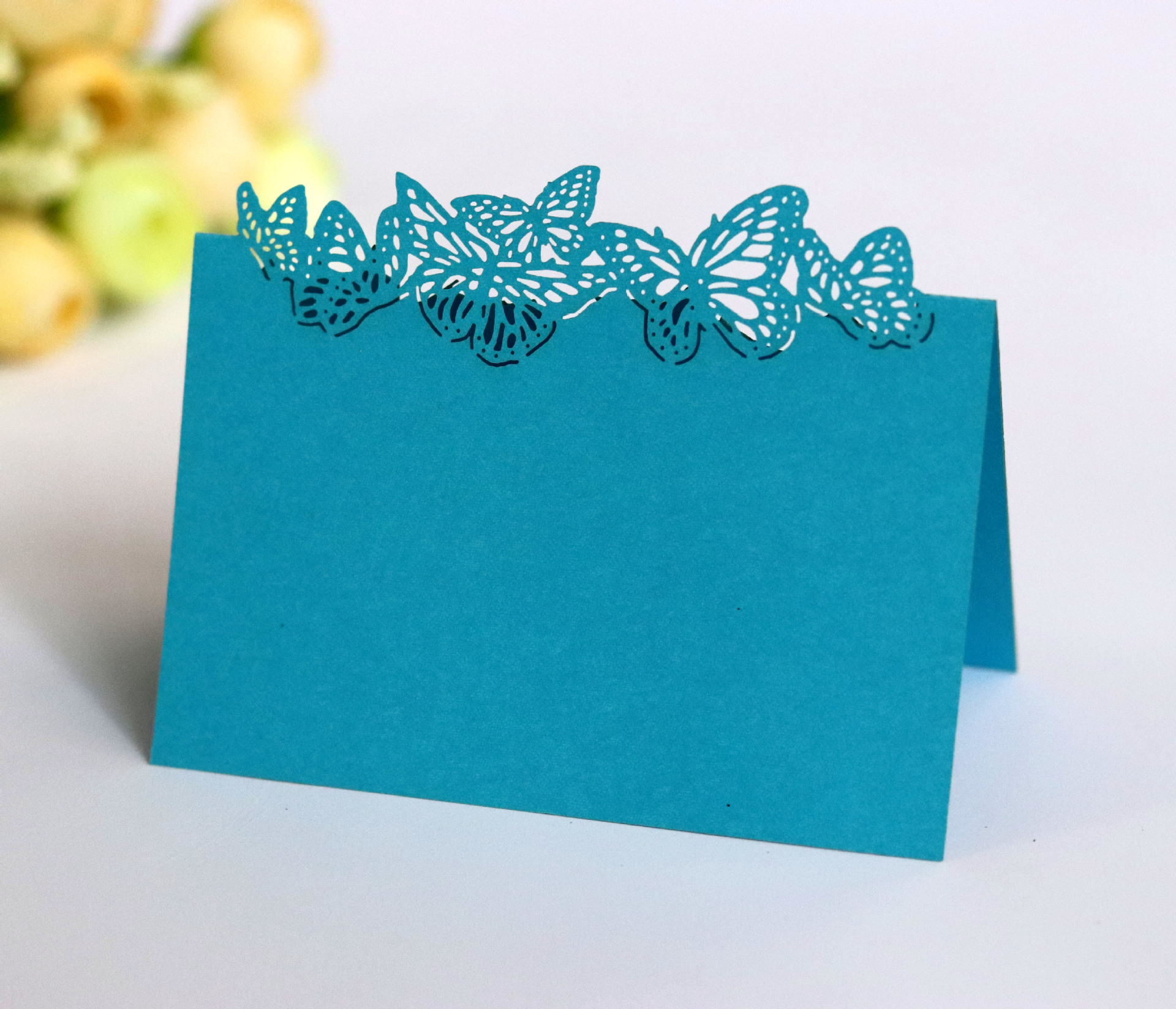 热销漂亮激光席位卡 爱心卡片 镂空姓名签到台 节日蝴蝶装饰桌卡