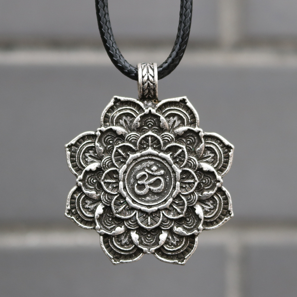 om曼荼罗护身符莲花冥想吊坠项链西藏精神藏传佛教符号几何宗教