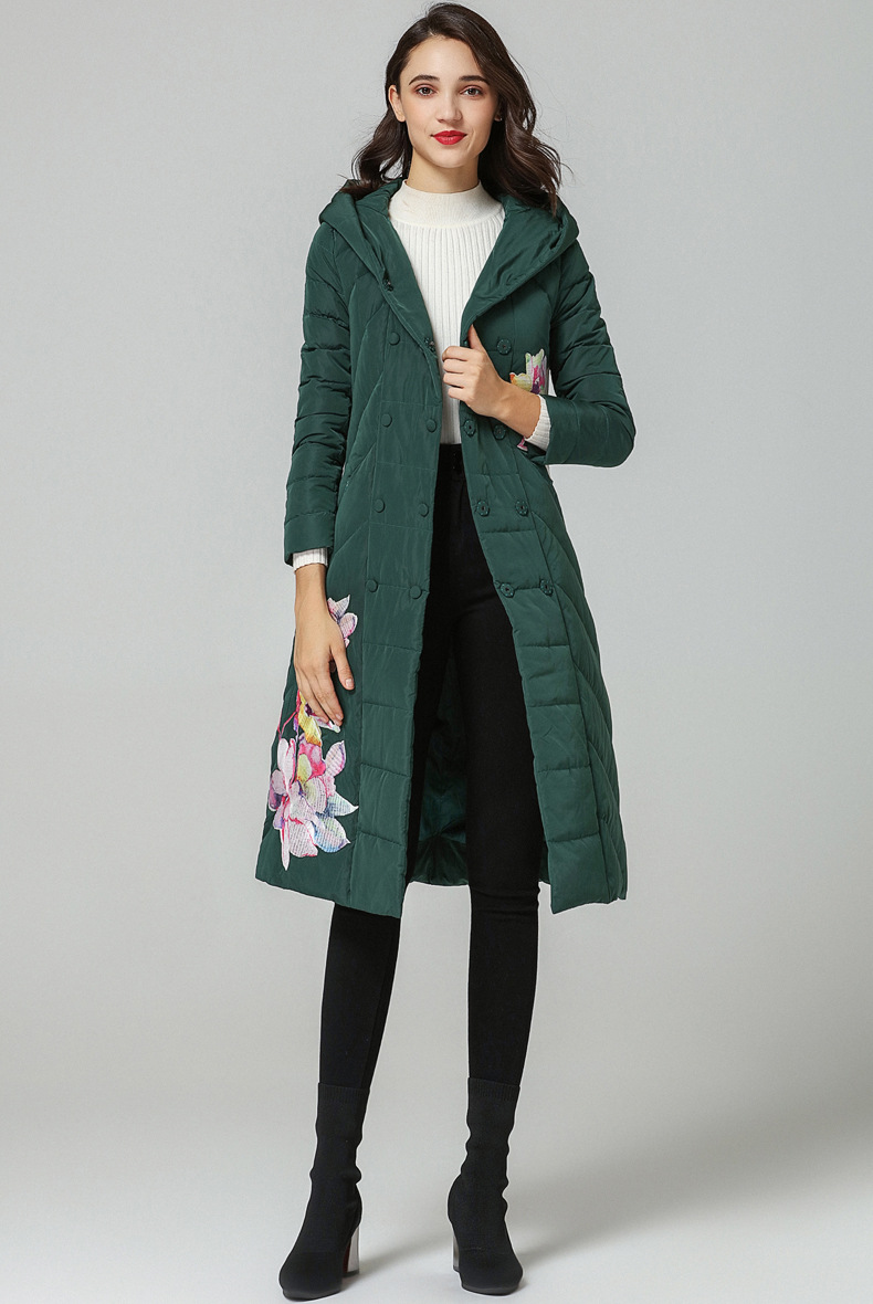 2018秋冬新款刺绣羽绒服女中长款连帽大码白鸭绒保暖外套跨境批发
