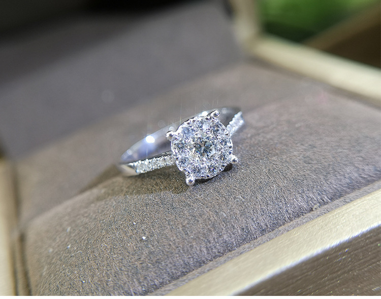 18k金20分10分四爪九围一钻石戒指女 显钻大克拉效果求婚订婚钻戒