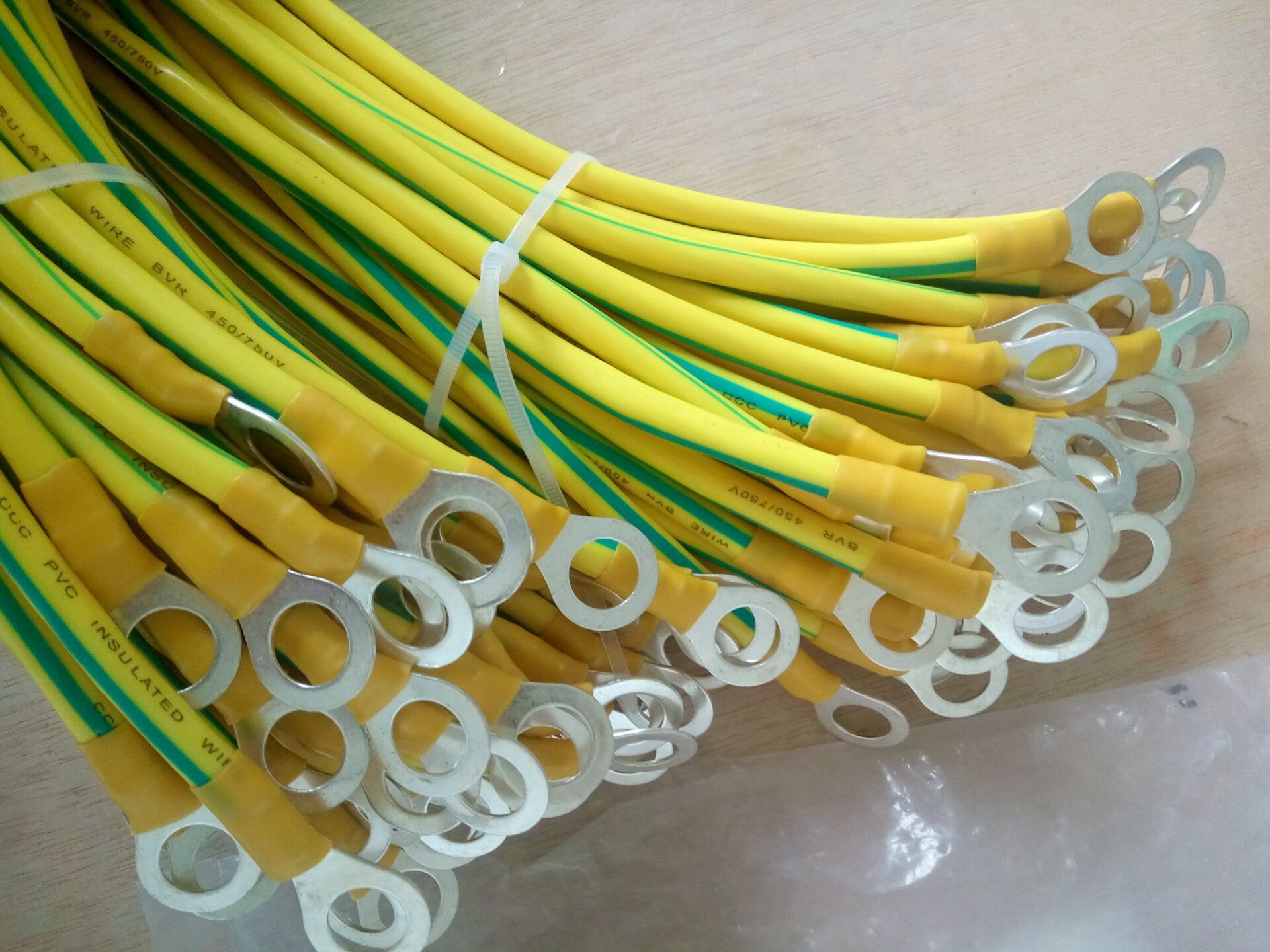 黄绿双色接地线_黄绿双色接地线 4平方10公分组件