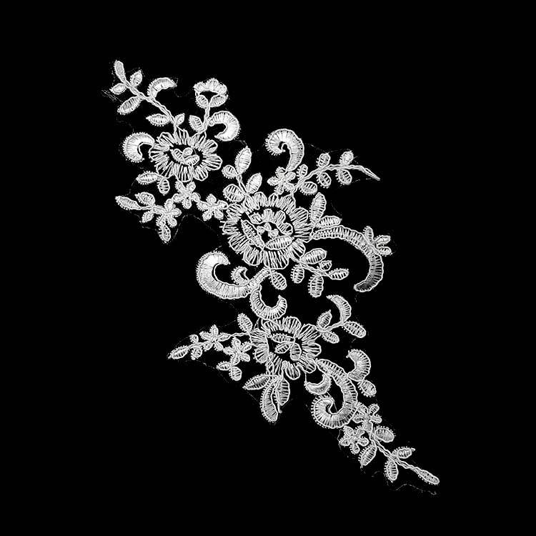 车骨刺绣花朵 涤光 骨线 花纹 精致特色 水溶 欧根纱 diy花边辅料