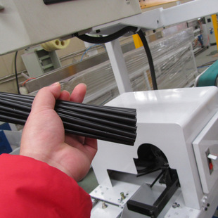 塑料尼龙管生产线挤出机设备