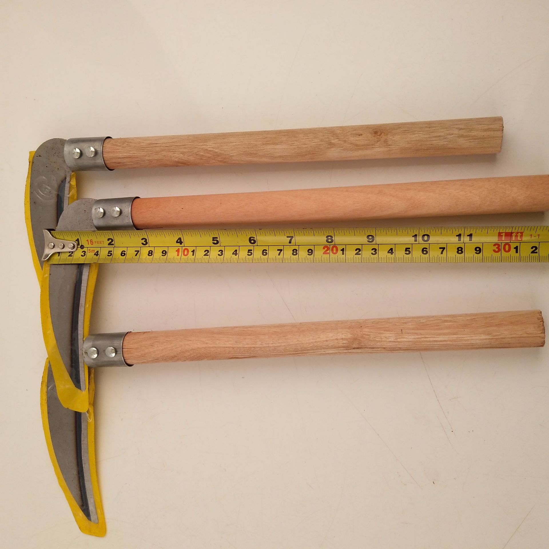 2元批发 处理菜园镰刀 收割工具 镰刀 两元农用五金 厂家销售