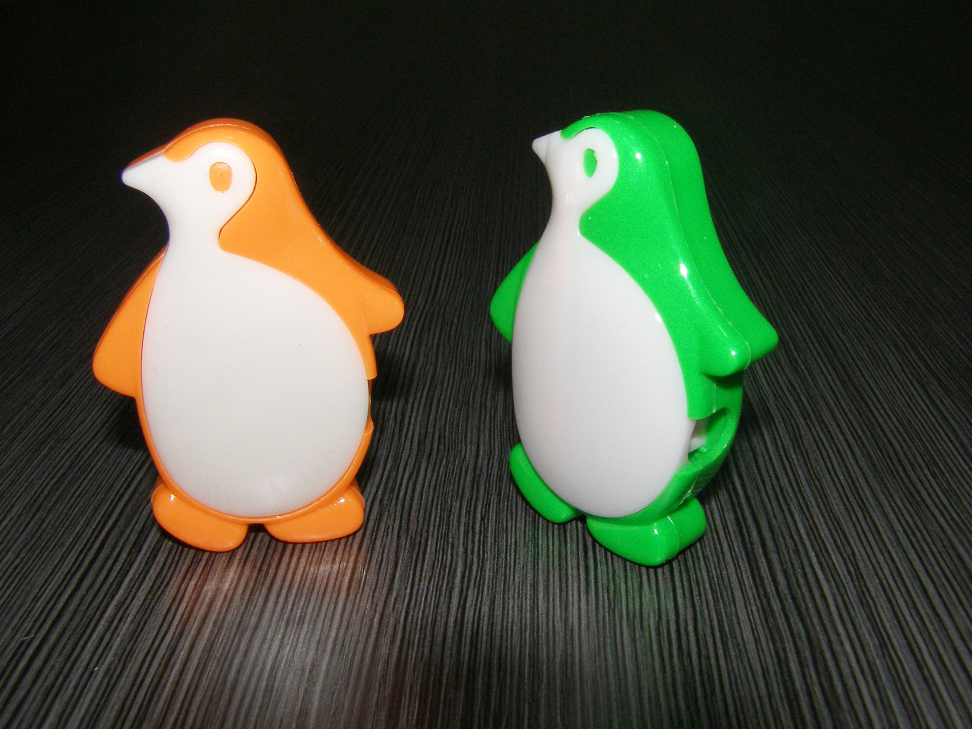 儿童礼品   动物削笔器     手动企鹅卷笔刀     学习用品