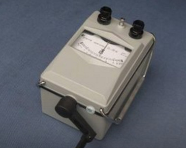 供应zc11d-1 手摇式兆欧表 /绝缘兆欧表/摇表 特价包邮