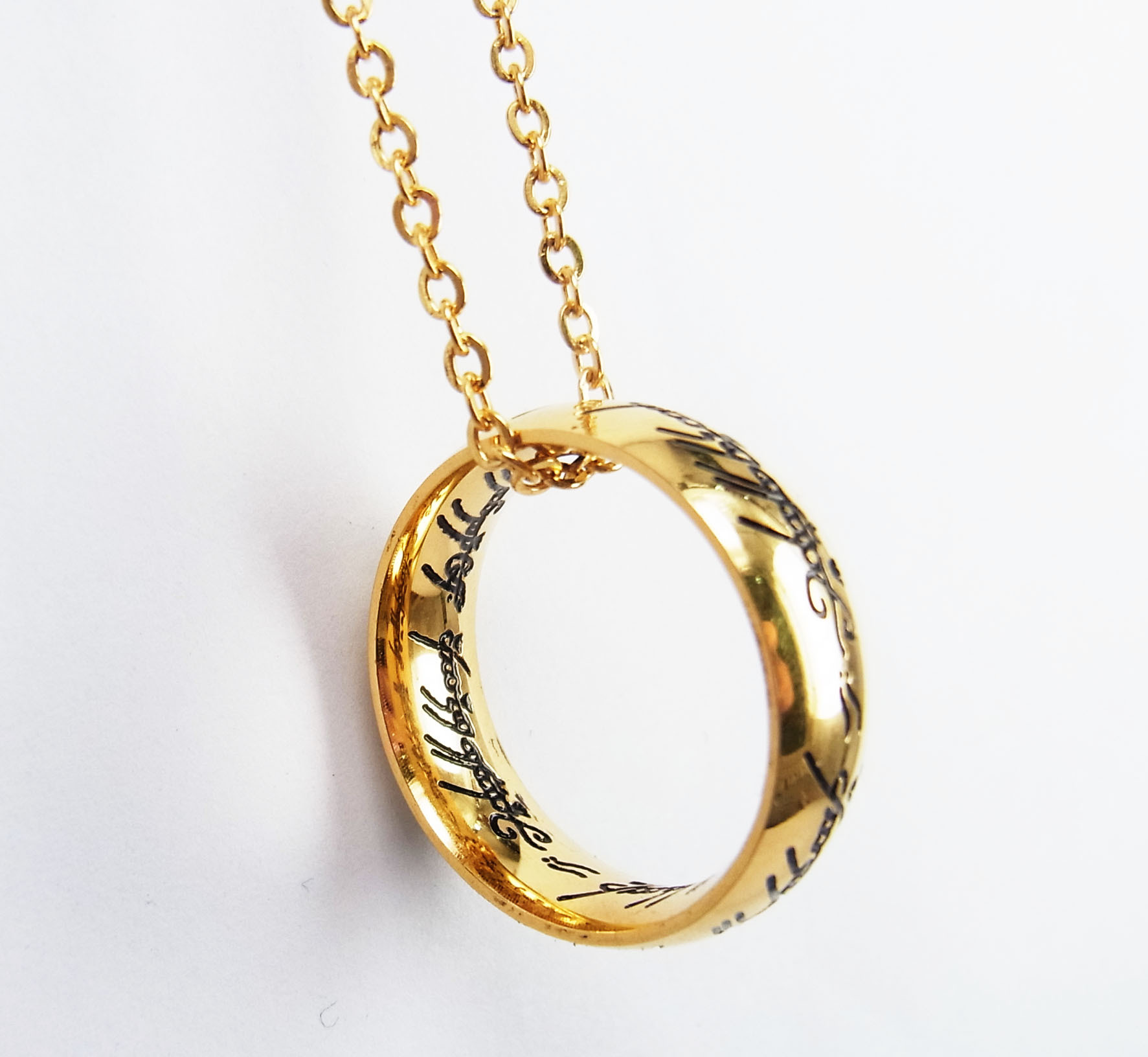 不锈钢至尊魔戒吊坠 金色男女流行钛钢首饰