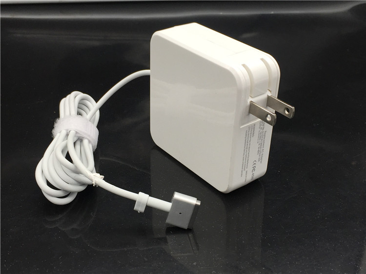 笔记本电脑充电器坏了 笔记本车载充电插头