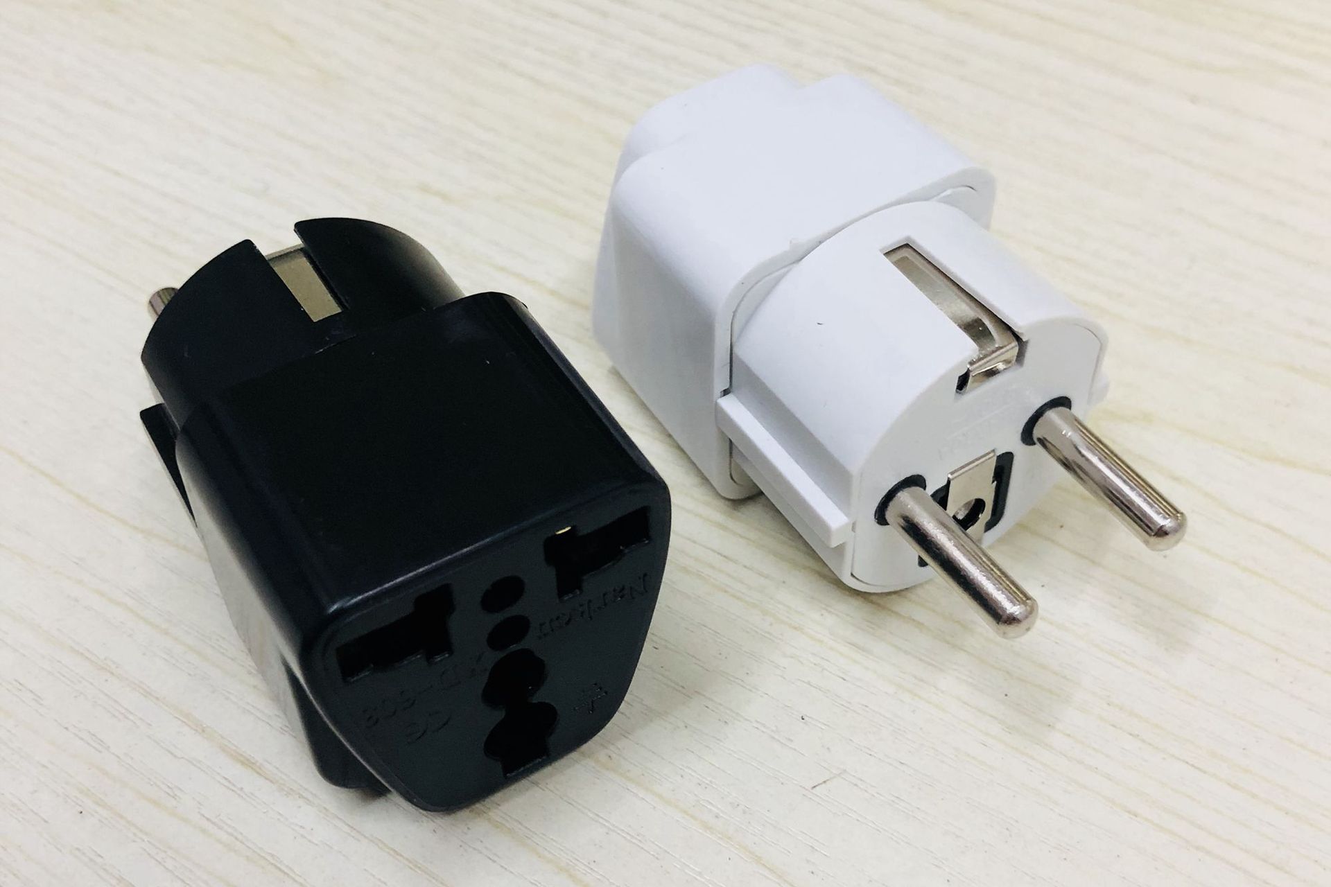 全球通旅游转换插头欧规美规澳规德标英规转换插头全铜环保插座