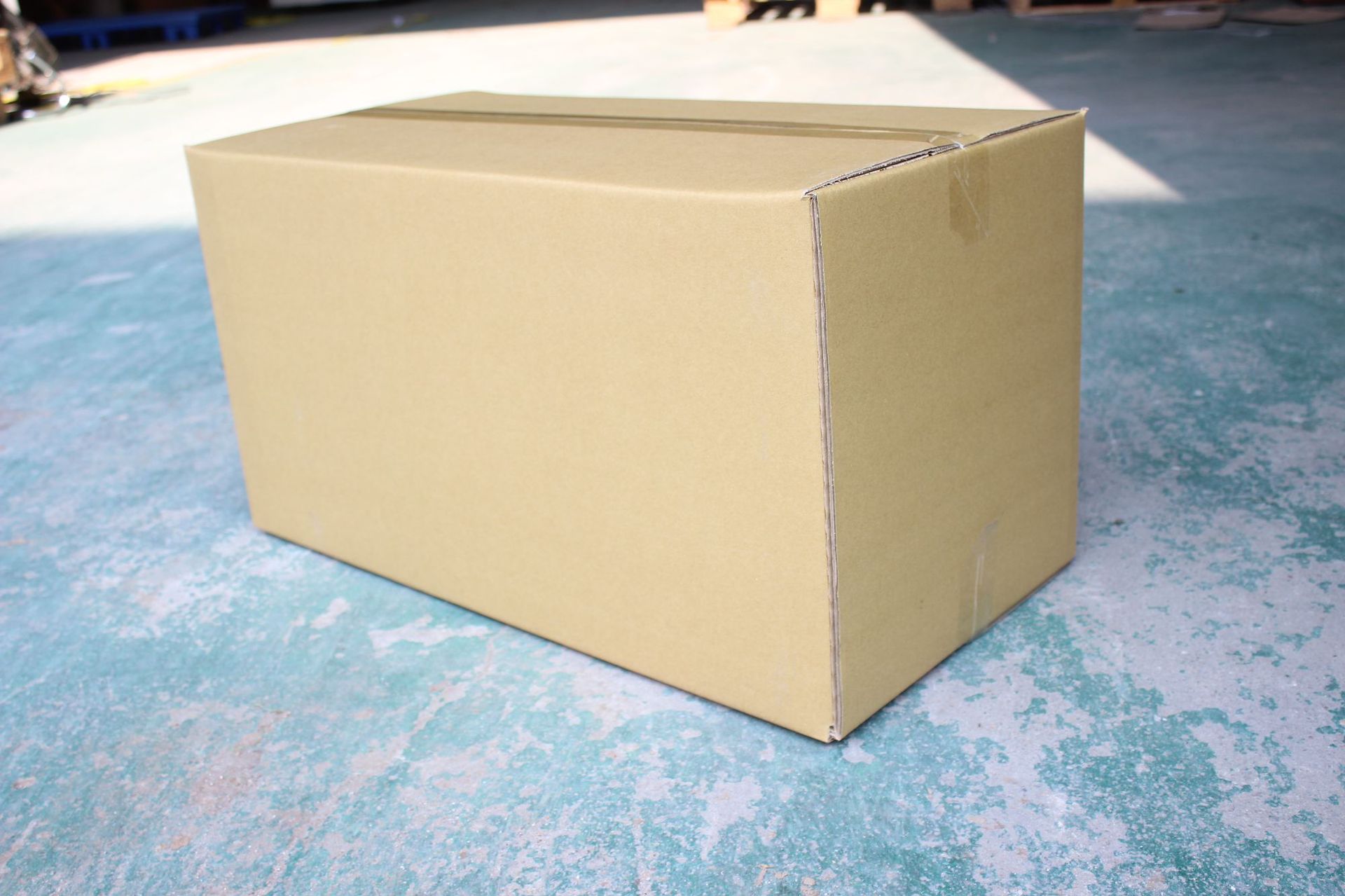 韩国牛皮纸 韩国瓦楞纸 台湾黄纸板 台湾黄纸箱 泰国榴莲纸