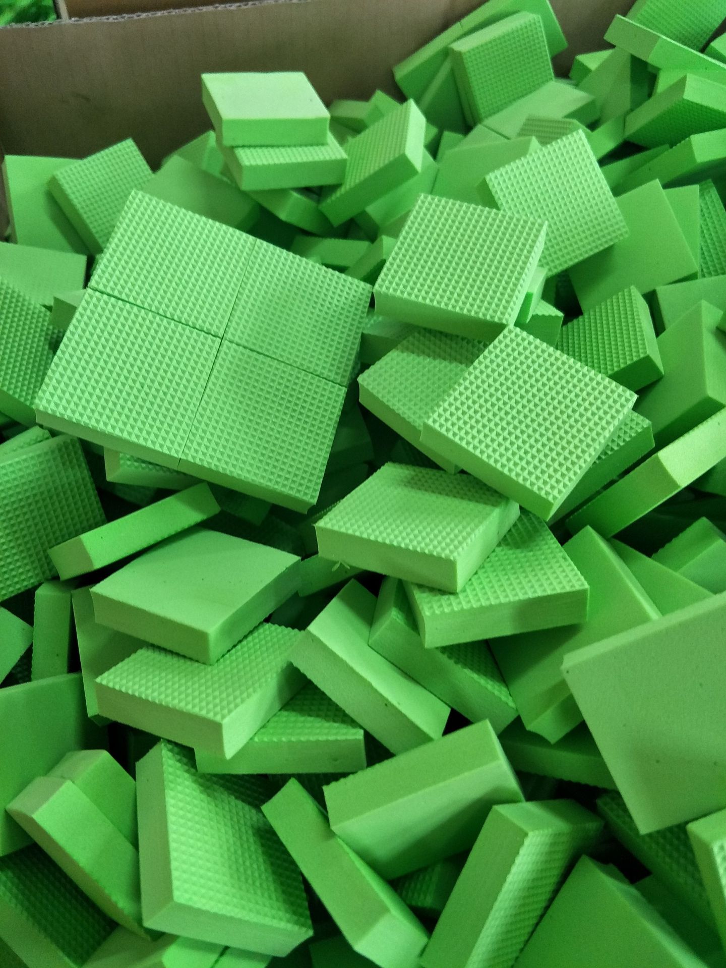 大量生产压纹方块彩色eva内托包装diy模型制作泡棉eva漂浮玩具