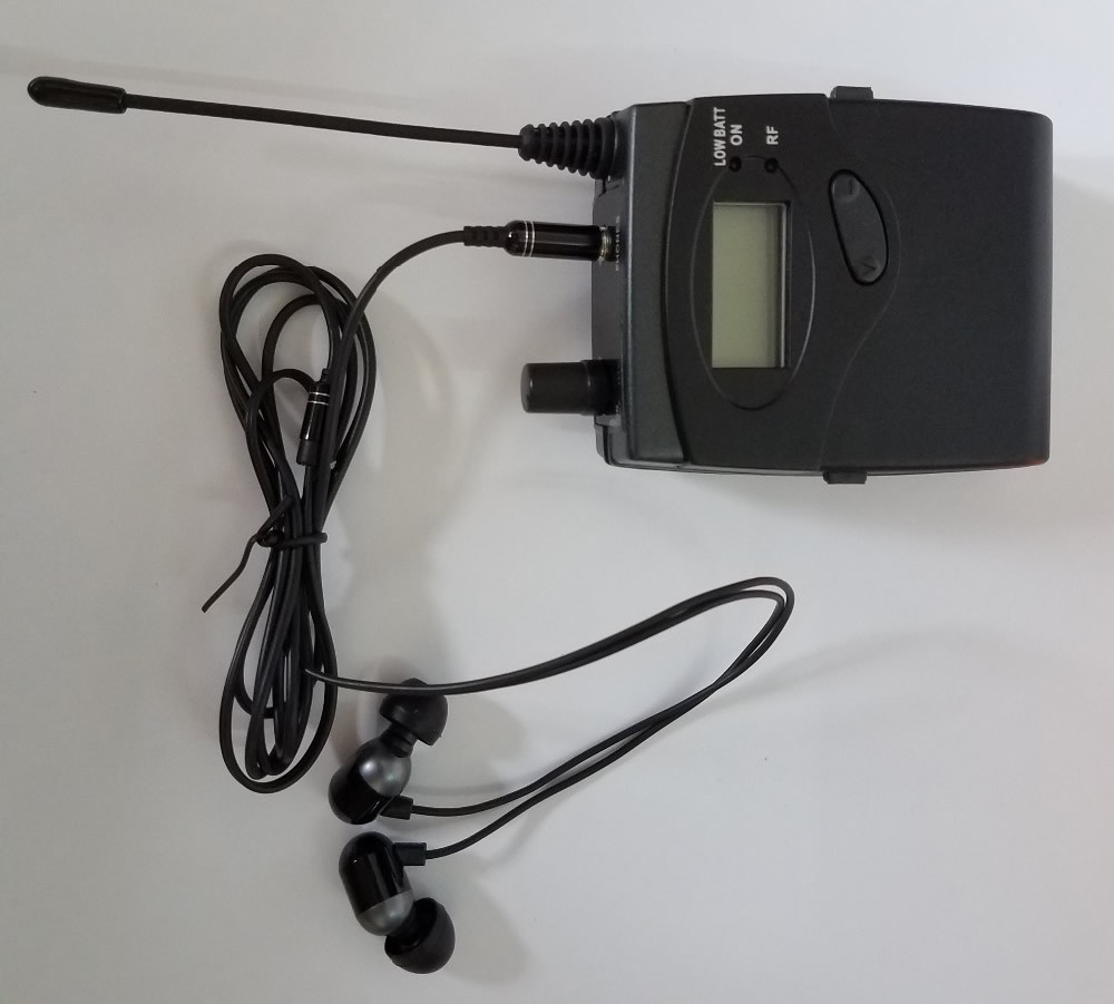 专业舞台无线监听设备一拖三 入耳式监听耳机演出耳返耳塞接收器