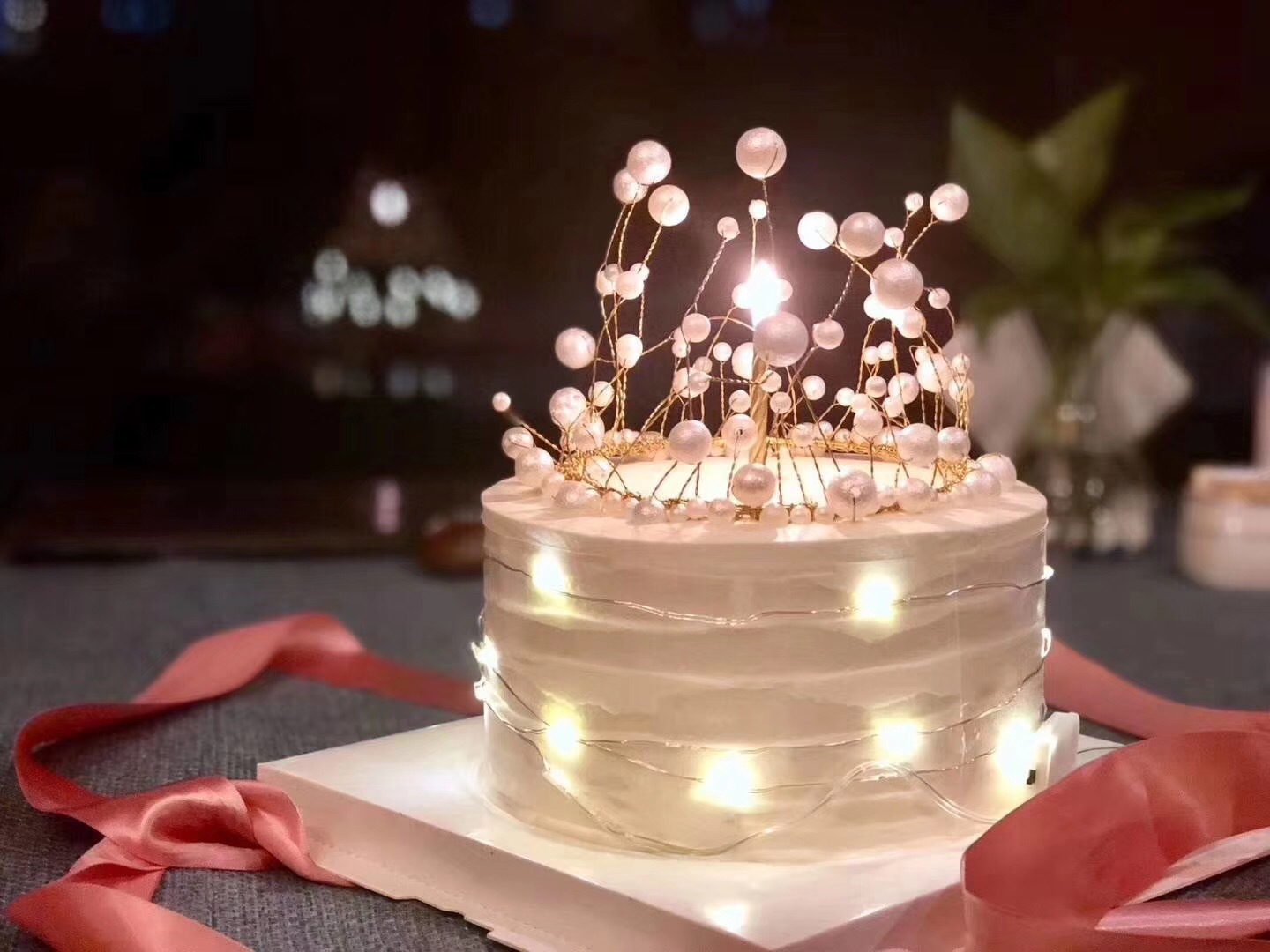 公主皇冠蛋糕装饰摆件 珍珠王冠生日派对主题甜品台装扮布置配饰