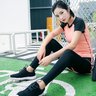 女士夏季短袖运动装