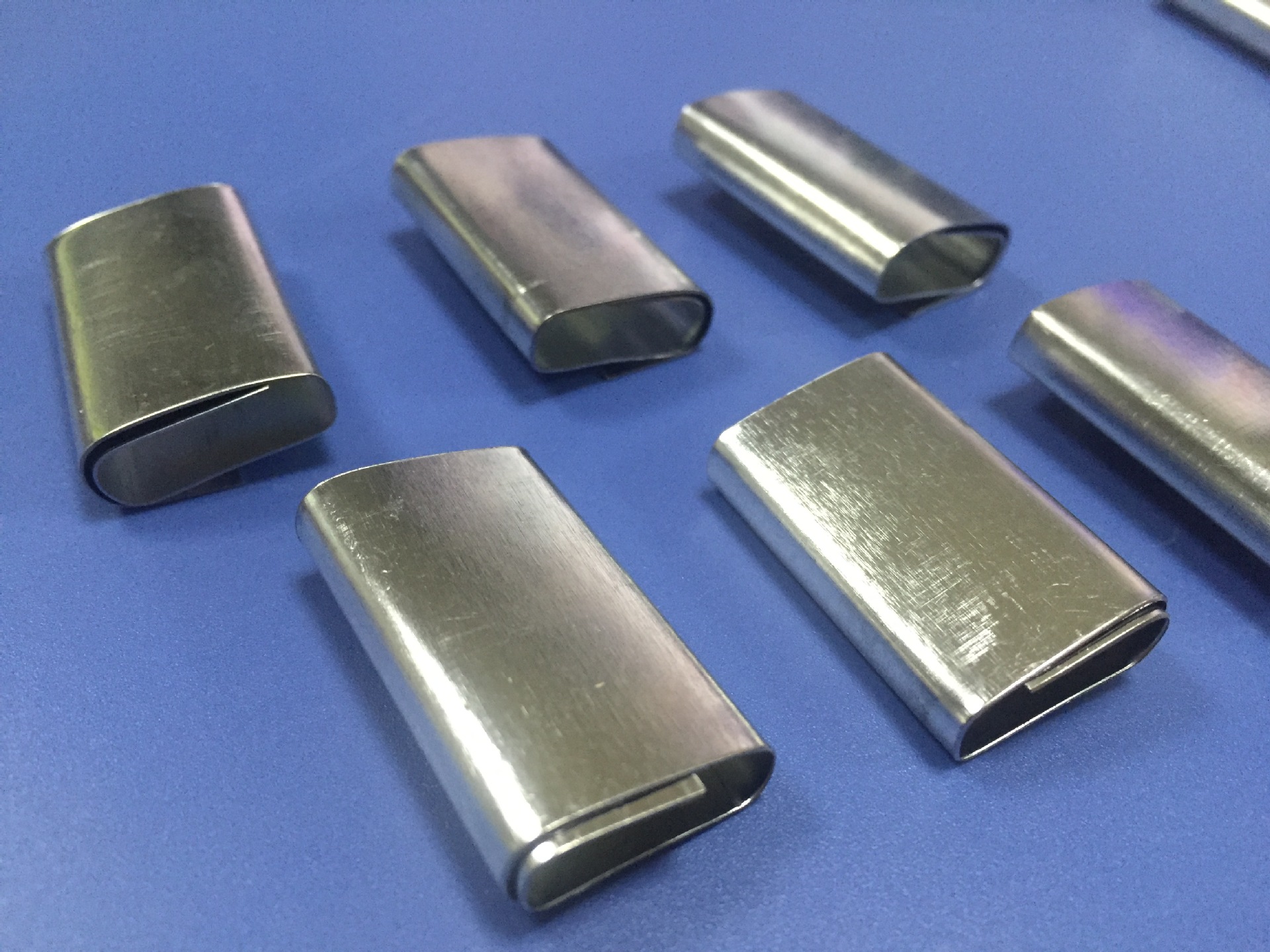 厂家批发打包扣铁皮 光亮铁皮扣 pp带专用打包扣 铁皮打包扣