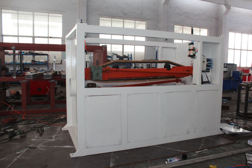 厂家供应三爪式牵引机 塑料管材牵引机 三爪塑料管材牵引机