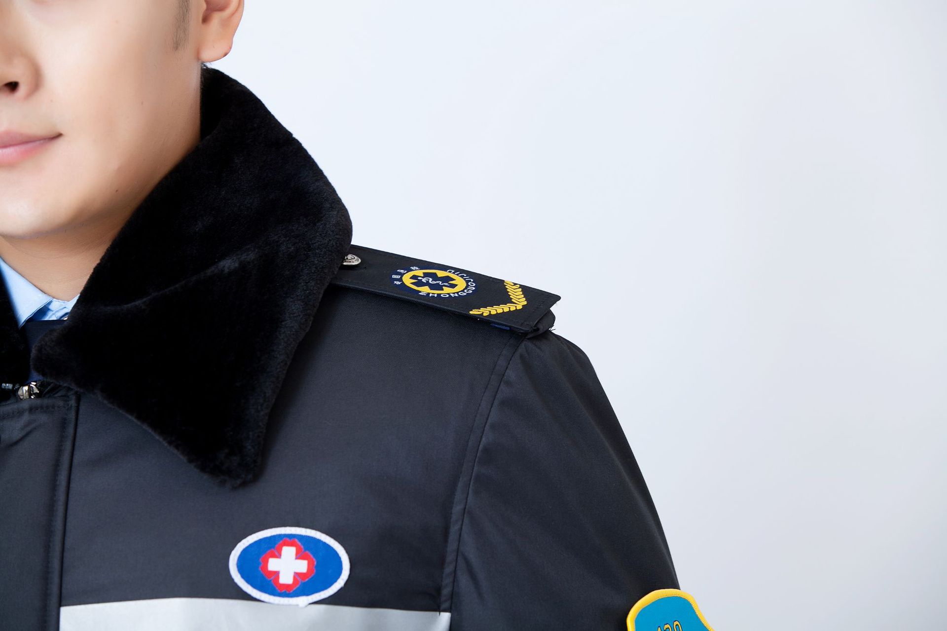 急救羽绒服120急救棉袄急诊医生护士防寒服棉大衣值班棉衣加厚