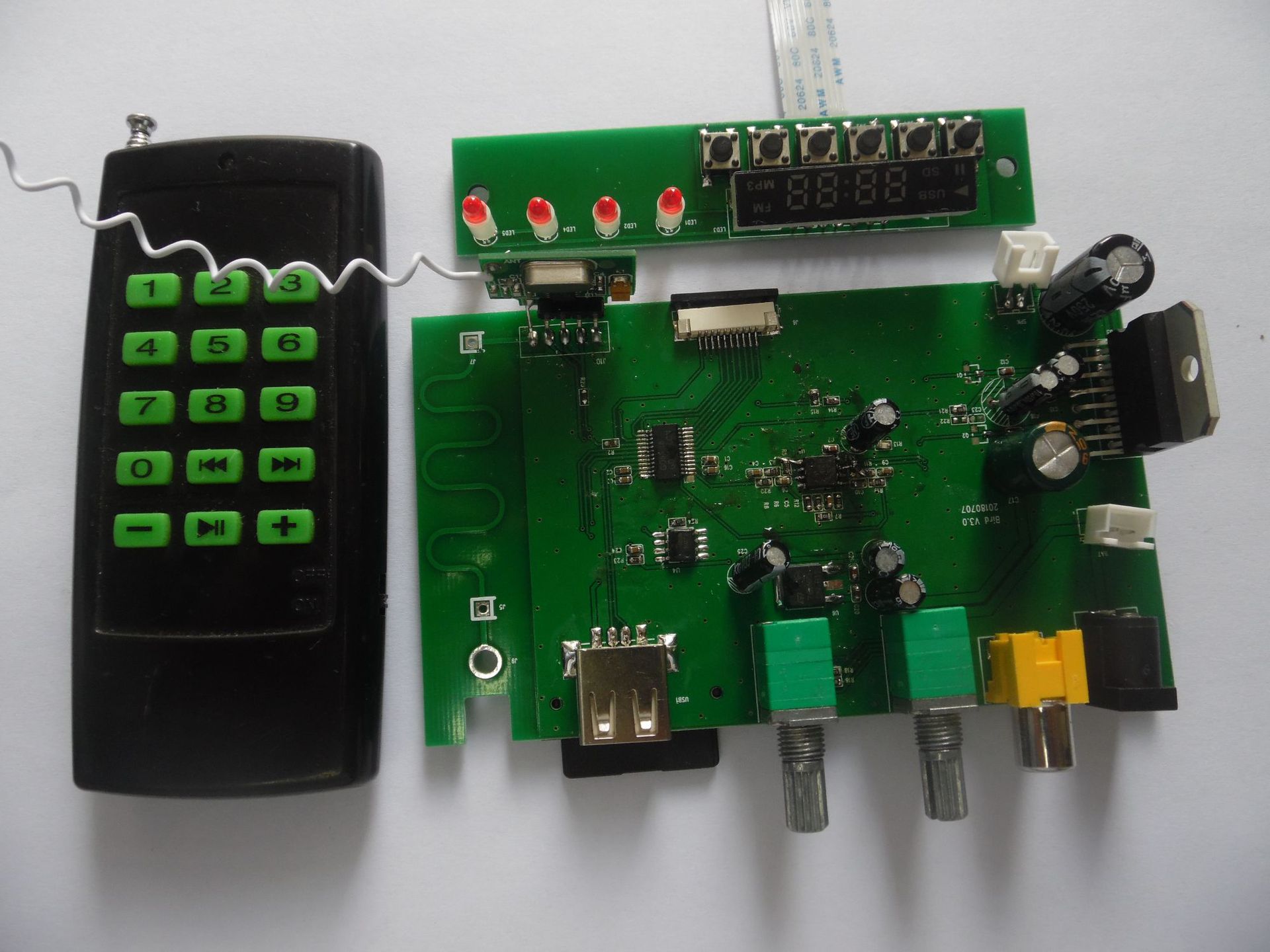 厂家订制315 433无线遥控板 电路板开发 一站式pcba板生产