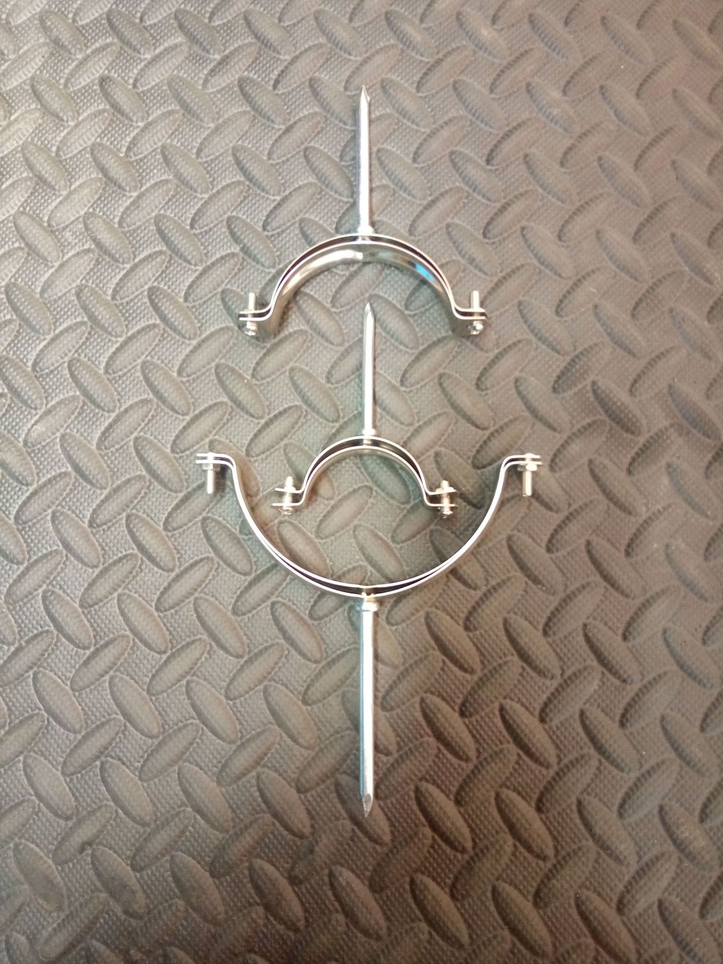 厂家直销不锈钢固定管卡50mm 普通型 带钉子 轻型夹子卡箍扣 抱箍